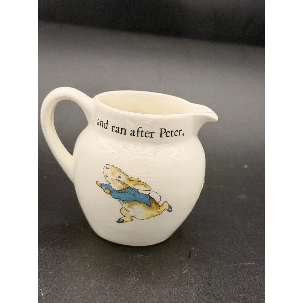 Wedgwood Peter Rabbit Creamer Pitcher Beatrix Potter Etruria Barlaston England